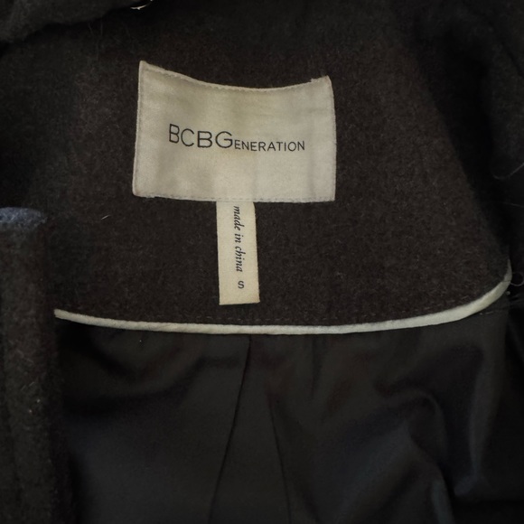 BCBG winter coat - Picture 8 of 8